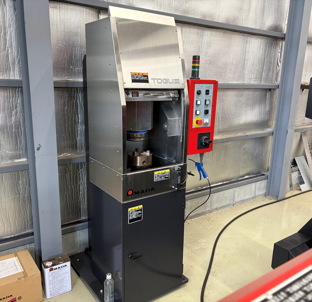 AMADA 金型研磨機 TOGUⅢ